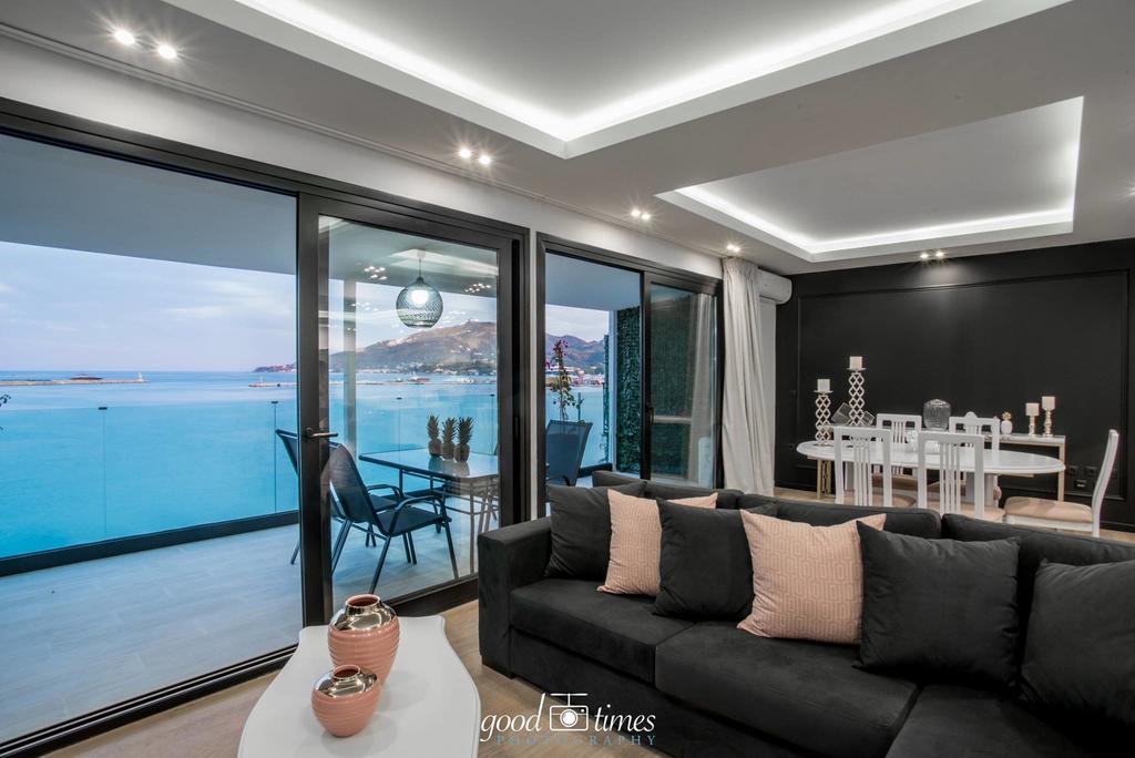 Pineapple Seaside Suite Закинтос Екстериор снимка